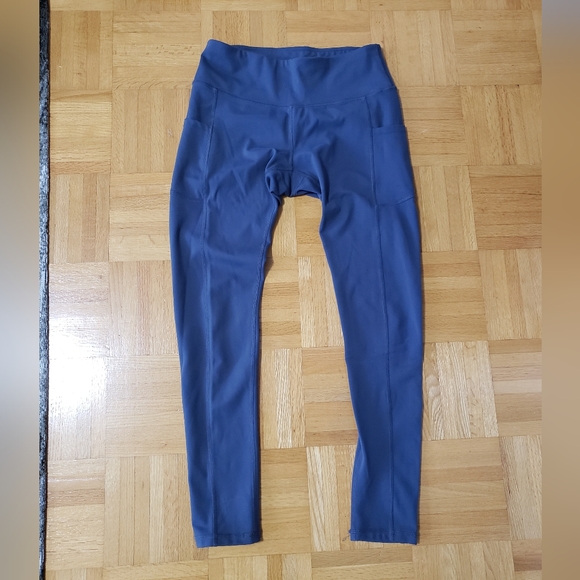 High Rise 7/8 Legging with Pockets - Picture 1 of 4